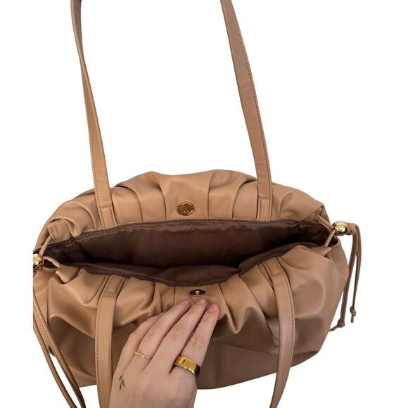 Victoria’s Secret Bare Tote Bag - Picture 10 of 13